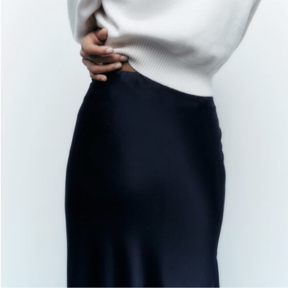 Zara Satin High Waist Midi Skirt in Navy Blue - Picture 2 of 12